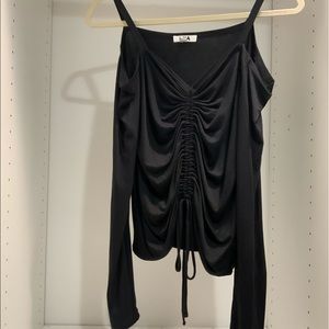 Lna black size m peek a boo shoulder top